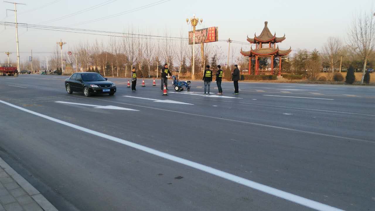 北京道路標線減速標線的核心作用基于人類視覺感知機制