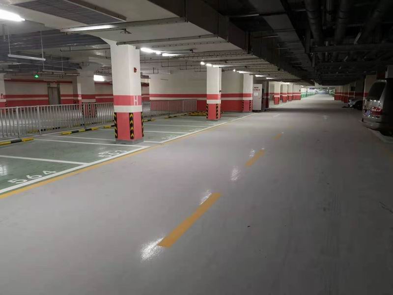 車庫劃線施工
